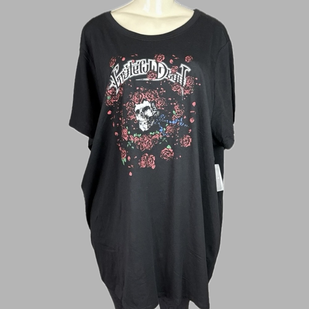 Torrid 4X Deep Black Retro Gothic Grateful Dead Skull and Roses Graphic T-Shirt